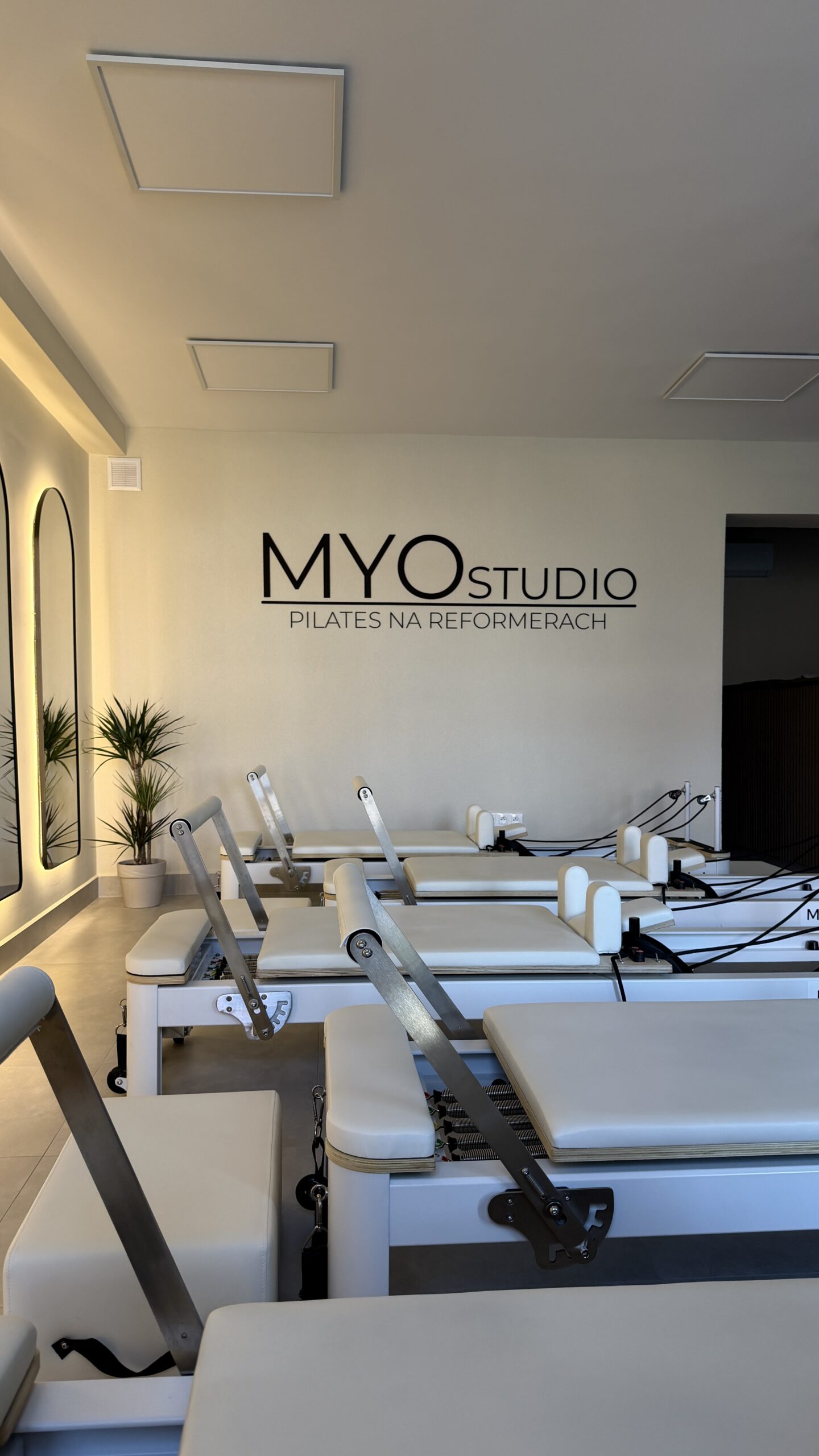 Pilates Reformer w MYO Studio
